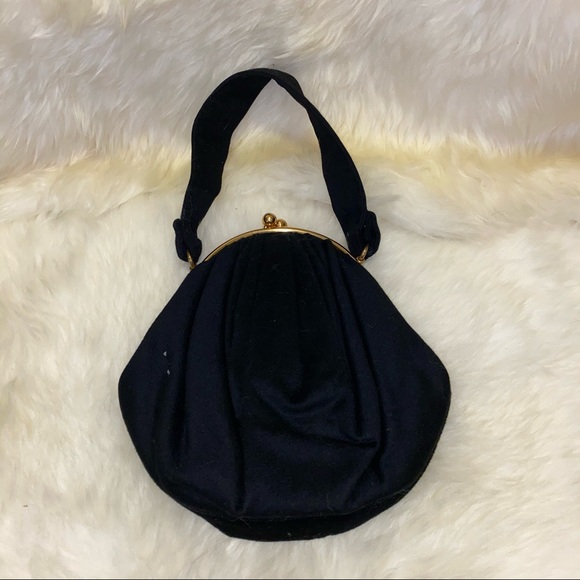 Vintage Wool Felt Scalloped Purse | 1940s - Picture 3 of 5